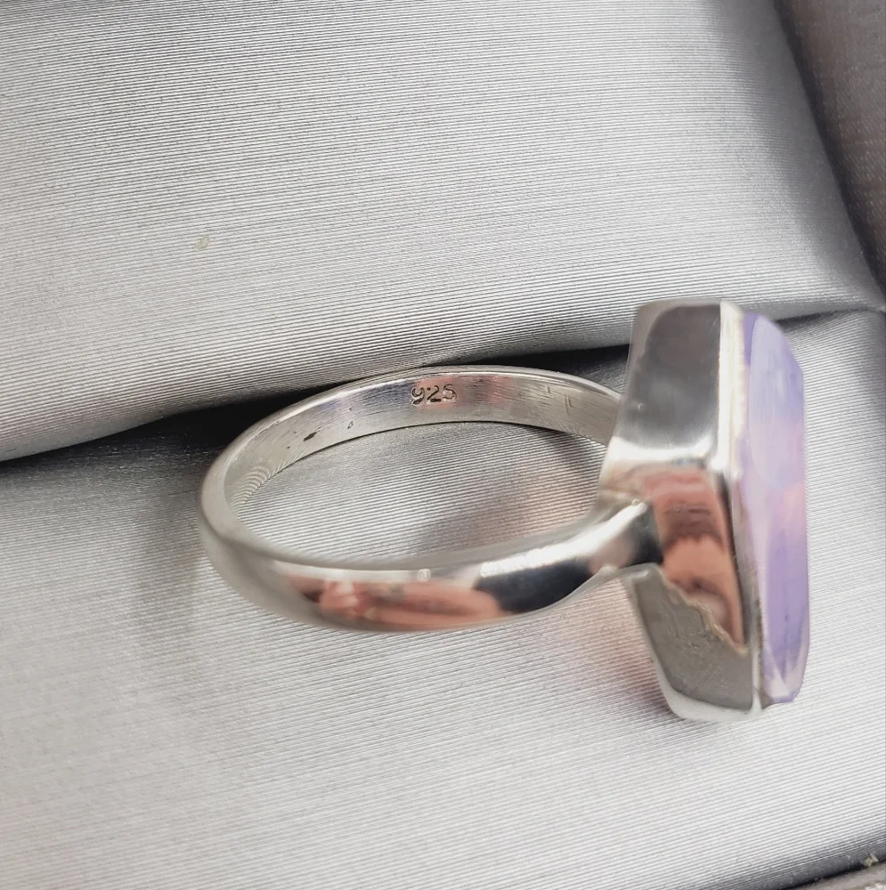 Silver Purple Lavendar Gemstone Ring - Picture 4 of 8